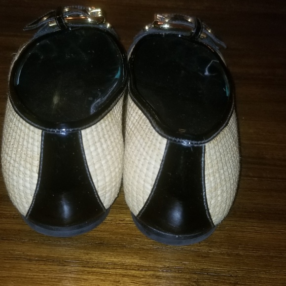 I'm selling Nice pair of Antonio Melani size 8 - Picture 3 of 7